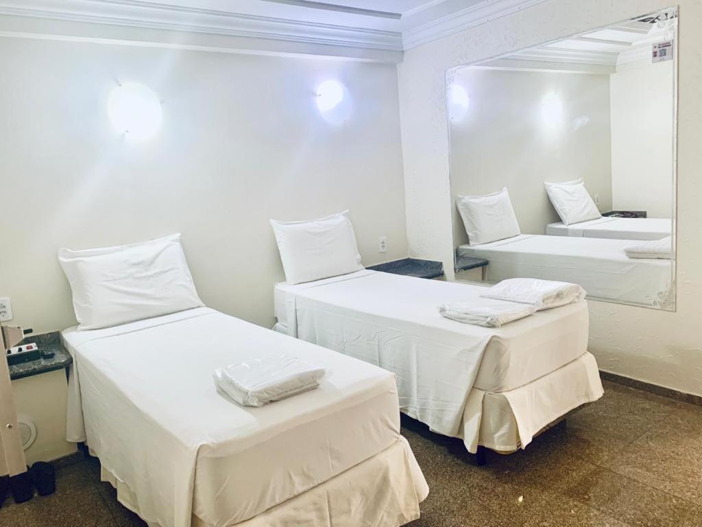 Hotel Buriti Stop (Adults Only) Гояния Экстерьер фото