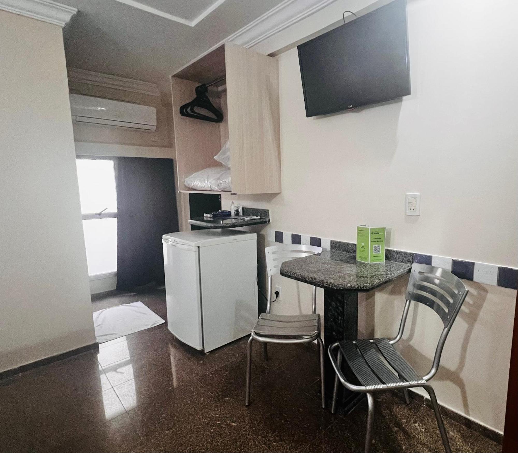 Hotel Buriti Stop (Adults Only) Гояния Экстерьер фото